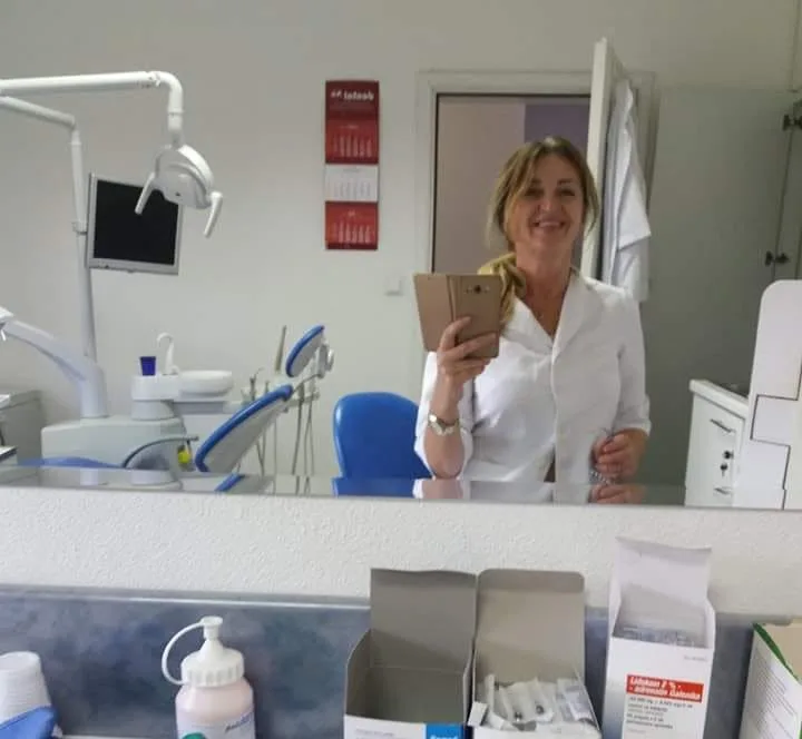 Biljana Dragun u prostoru ordinacije u Jajcu